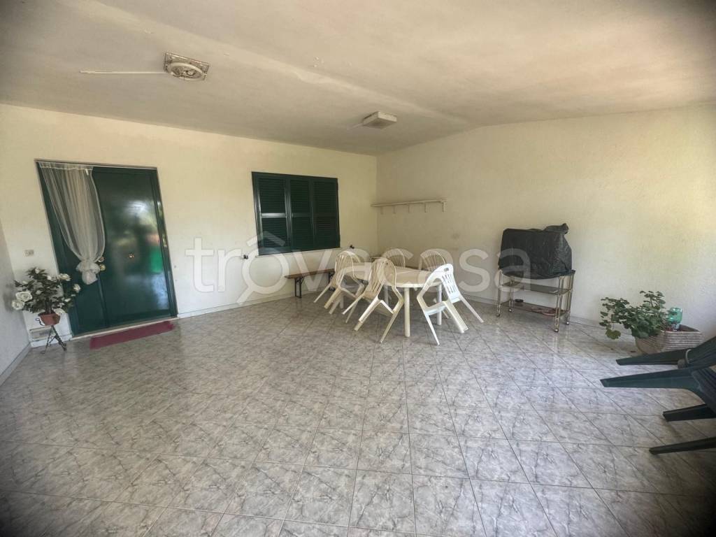 casa indipendente in vendita ad Aprilia in zona Pantanelle