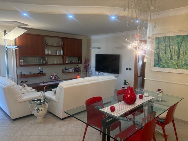 appartamento in vendita ad Aprilia