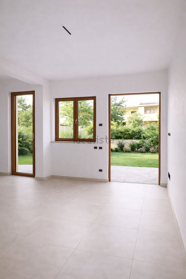 appartamento in vendita ad Aprilia