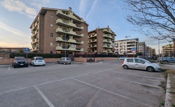 appartamento in vendita ad Aprilia