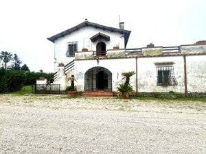 casa indipendente in vendita ad Aprilia