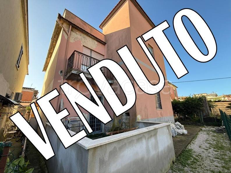 appartamento in vendita ad Aprilia