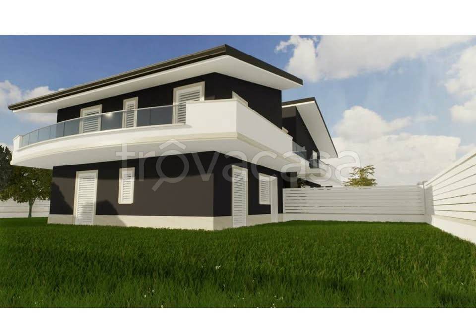 appartamento in vendita ad Aprilia in zona Casalazzara