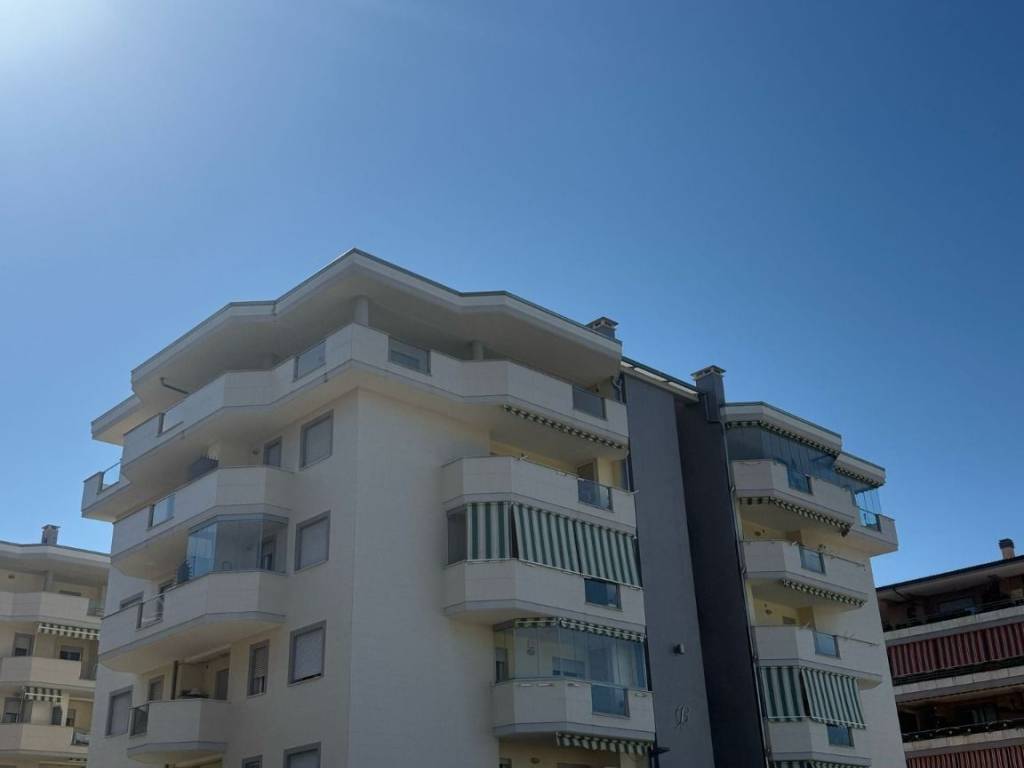 appartamento in vendita ad Aprilia