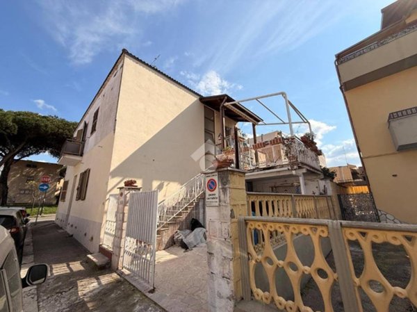 appartamento in vendita ad Aprilia