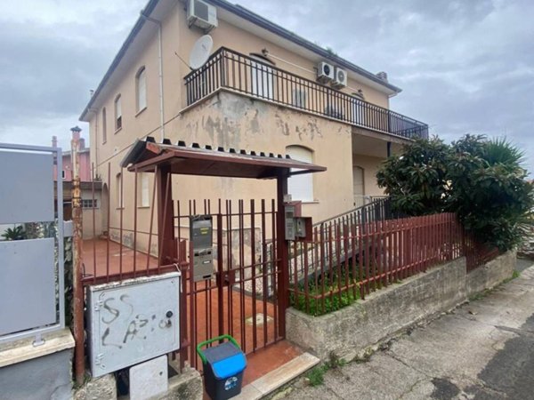 appartamento in vendita ad Aprilia in zona Pascolare