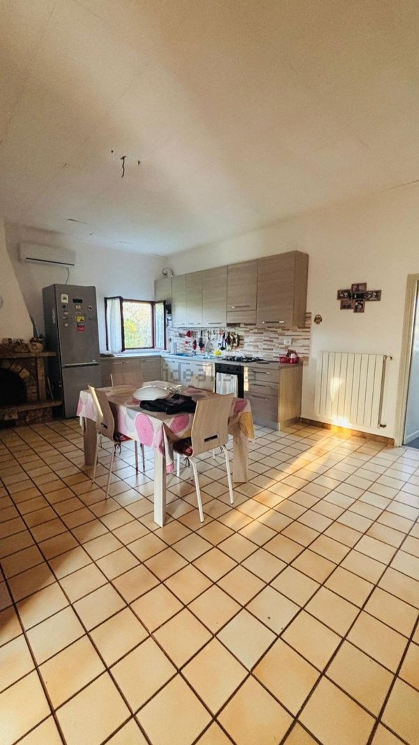 casa indipendente in vendita ad Aprilia