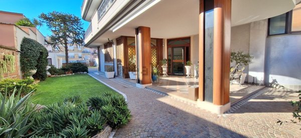 appartamento in vendita ad Aprilia