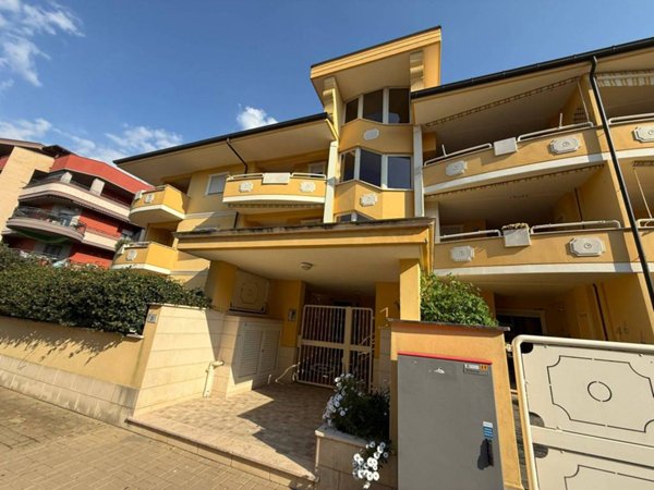 appartamento in vendita ad Aprilia