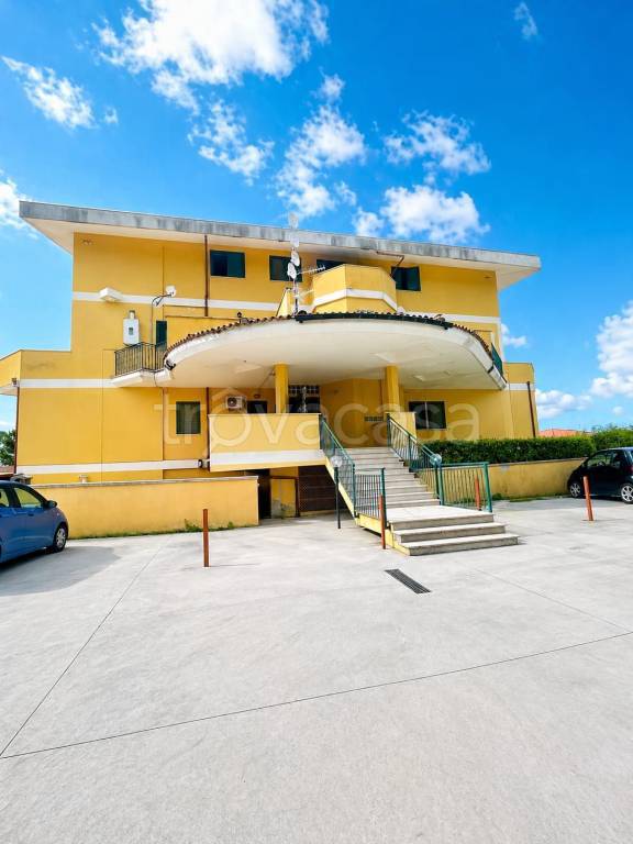 appartamento in vendita ad Aprilia in zona Campoverde
