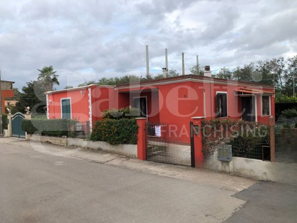 appartamento in vendita ad Aprilia in zona Campo di Carne