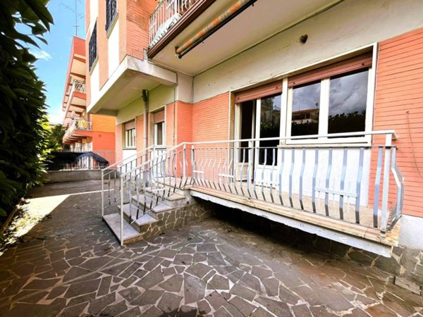 appartamento in vendita ad Aprilia