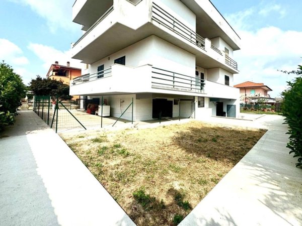 appartamento in vendita ad Aprilia