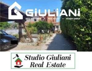 casa indipendente in vendita ad Aprilia in zona Cogna