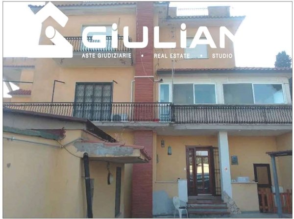 appartamento in vendita ad Aprilia in zona Fossignano