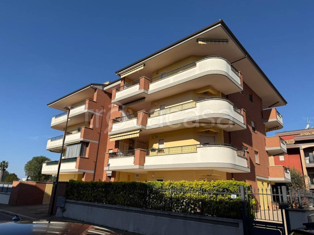 appartamento in vendita ad Aprilia