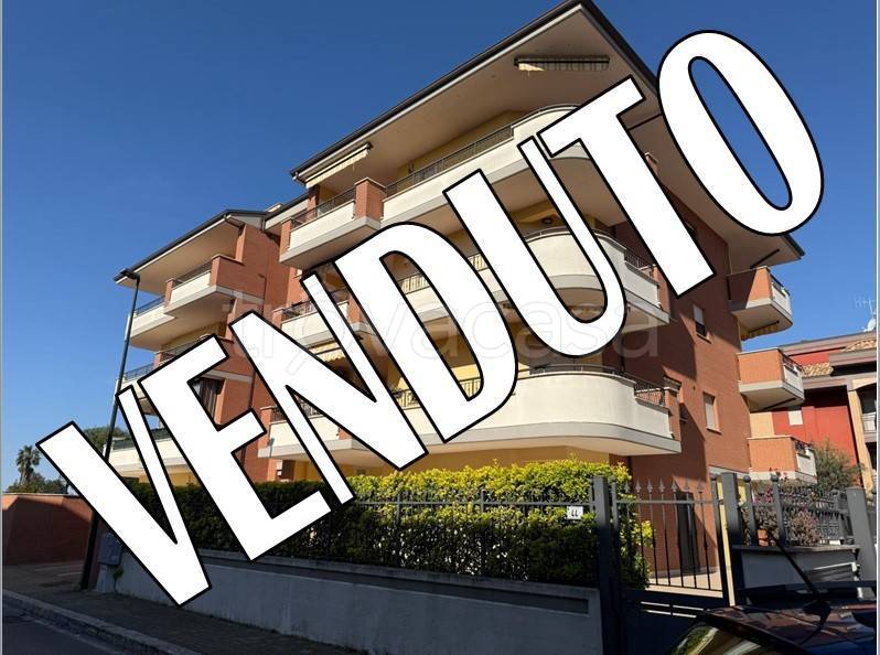 appartamento in vendita ad Aprilia