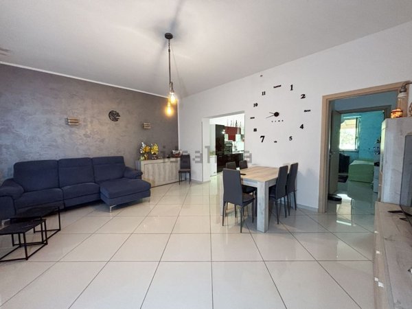 appartamento in vendita ad Aprilia