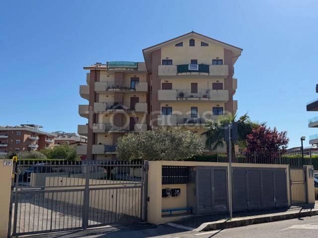appartamento in vendita ad Aprilia