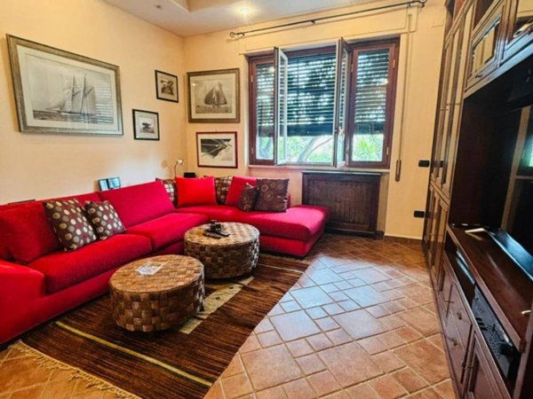casa indipendente in vendita ad Aprilia