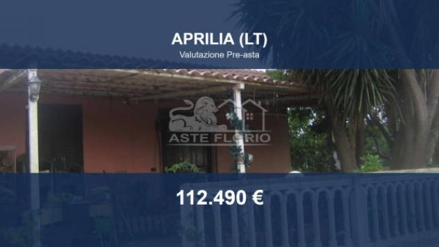 casa indipendente in vendita ad Aprilia in zona Casalazzara