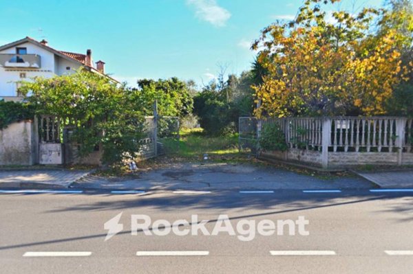 casa indipendente in vendita ad Aprilia in zona Genio Civile