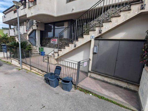 appartamento in vendita ad Aprilia in zona Campoleone