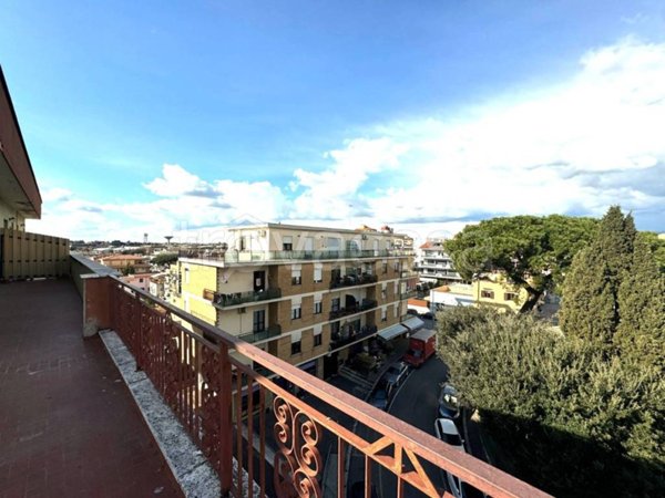 appartamento in vendita ad Aprilia