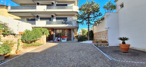 appartamento in vendita ad Aprilia