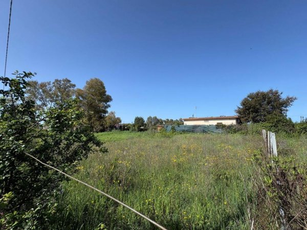 terreno agricolo in vendita ad Aprilia in zona Fossignano