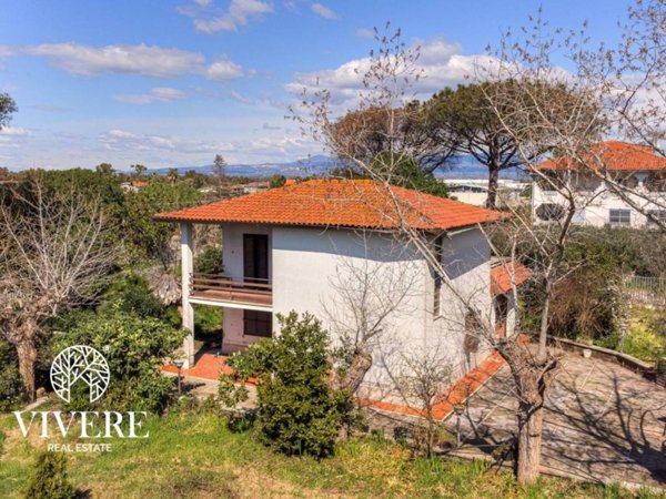casa indipendente in vendita ad Aprilia