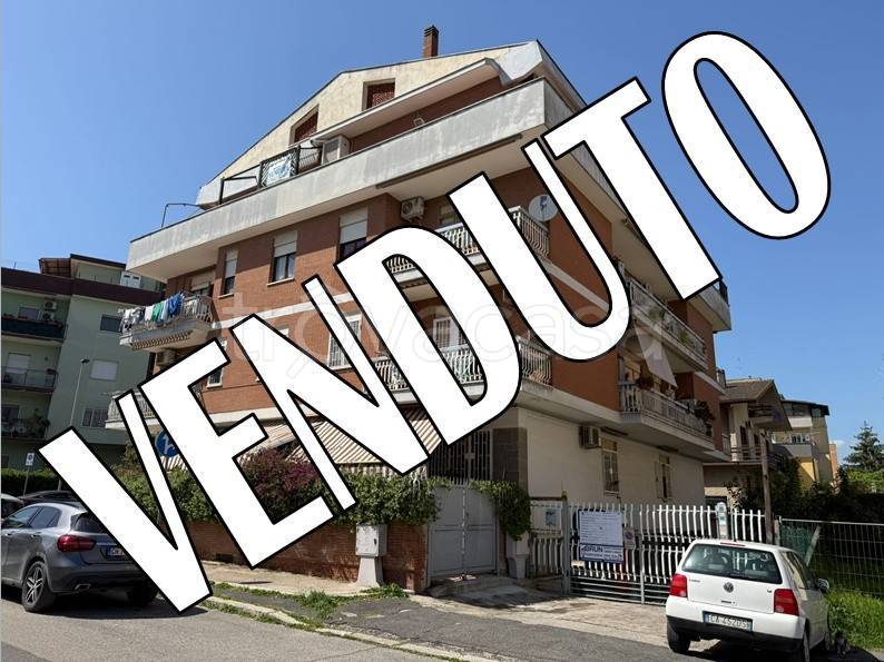 appartamento in vendita ad Aprilia