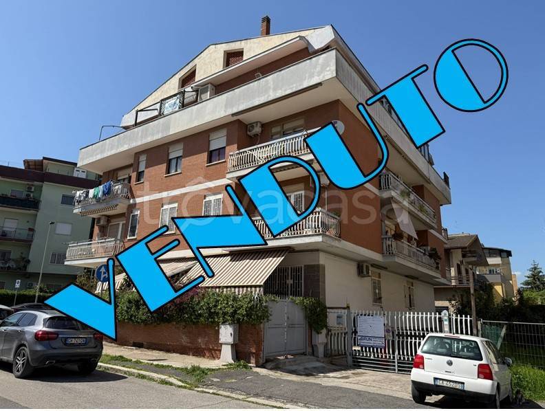 appartamento in vendita ad Aprilia