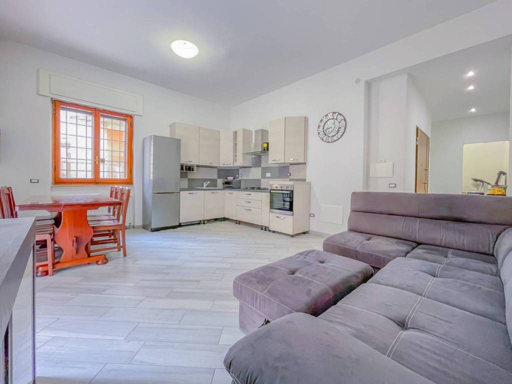 appartamento in vendita ad Aprilia