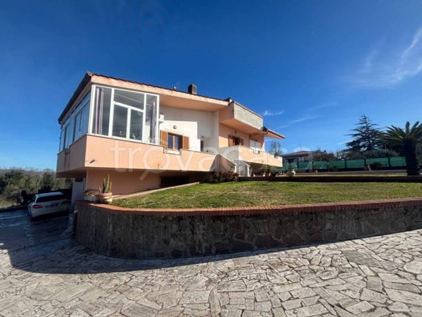 casa indipendente in vendita ad Aprilia