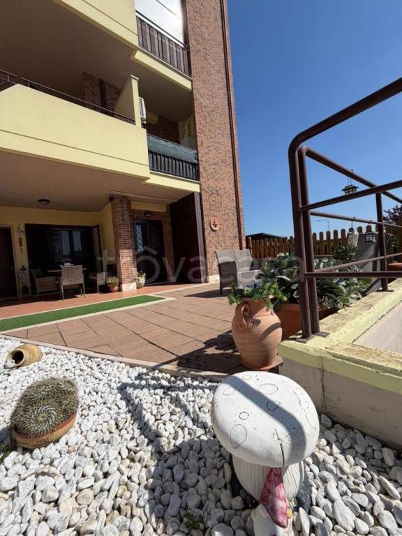 appartamento in vendita ad Aprilia
