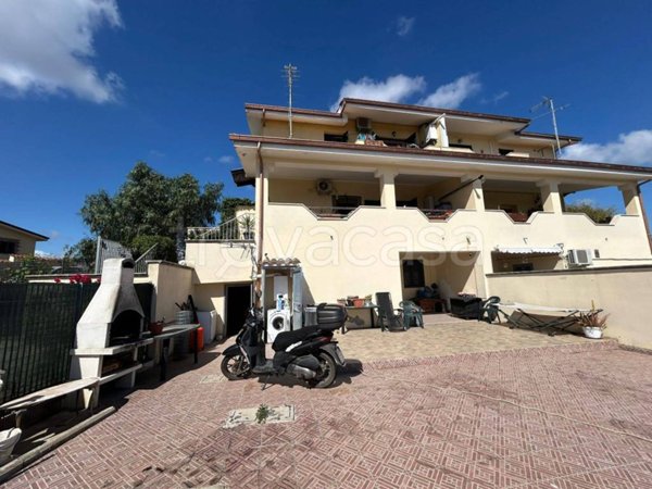 appartamento in vendita ad Aprilia in zona Fossignano