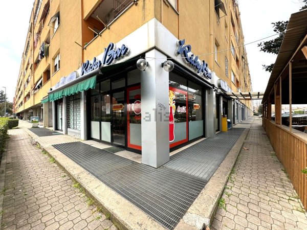 locale commerciale in vendita ad Aprilia