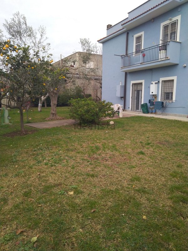 casa indipendente in vendita ad Aprilia