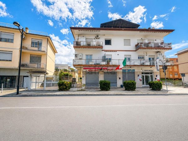 appartamento in vendita ad Aprilia