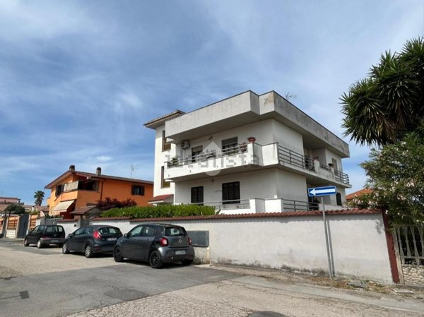 appartamento in vendita ad Aprilia