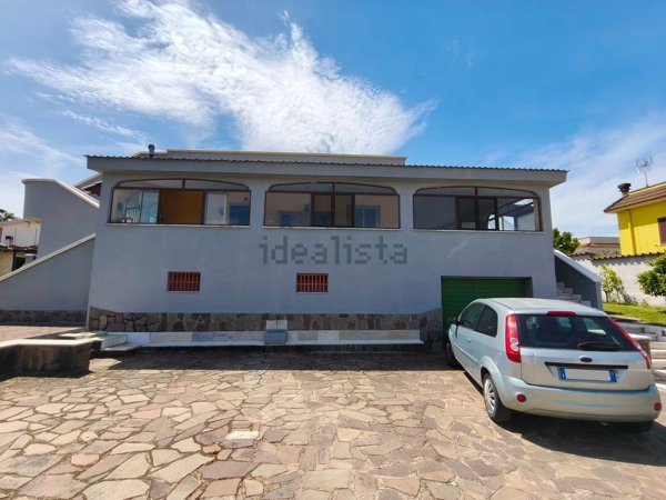 casa indipendente in vendita ad Aprilia in zona Fossignano