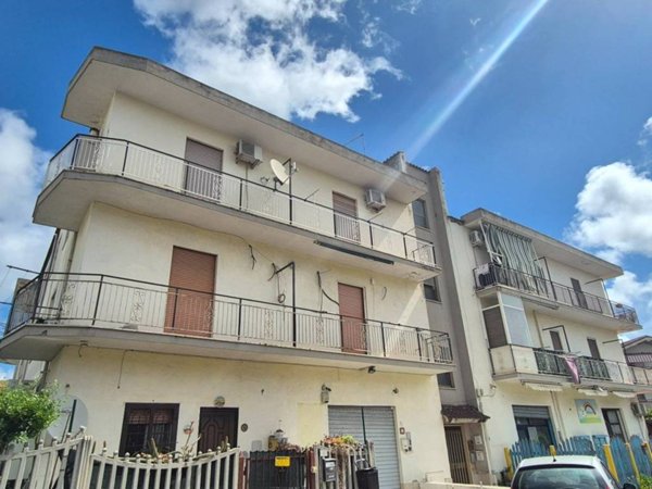 appartamento in vendita ad Aprilia in zona Riserva Nuova