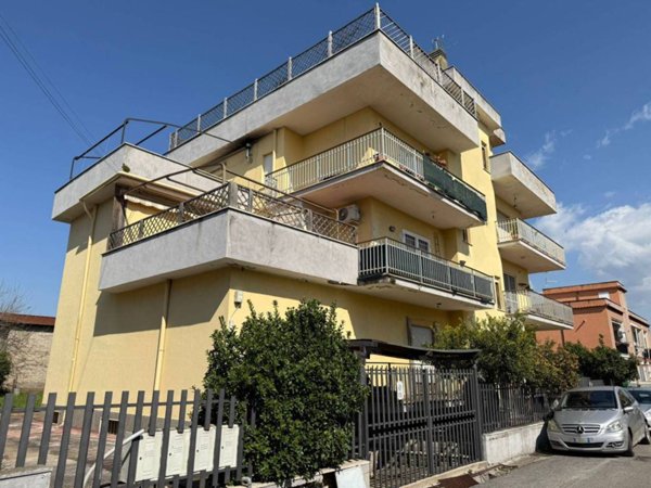 appartamento in vendita ad Aprilia in zona Riserva Nuova