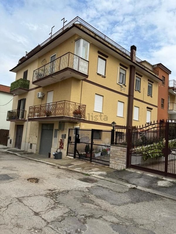 appartamento in vendita ad Aprilia