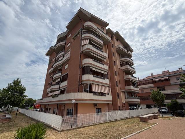 appartamento in vendita ad Aprilia