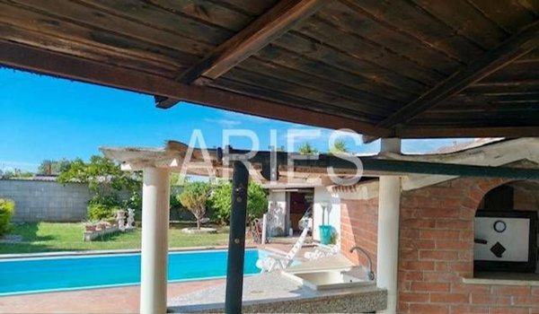 casa indipendente in vendita ad Aprilia