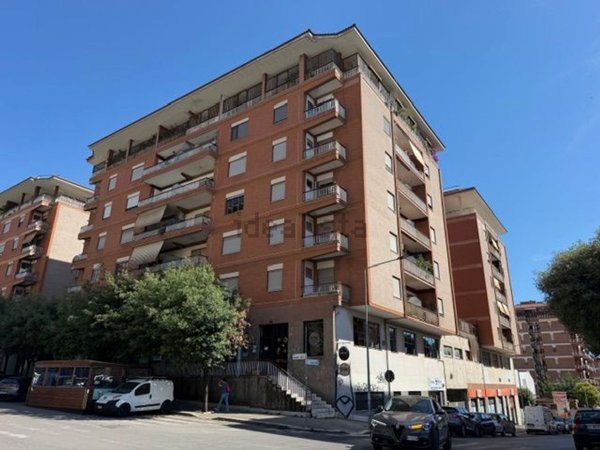 appartamento in vendita ad Aprilia