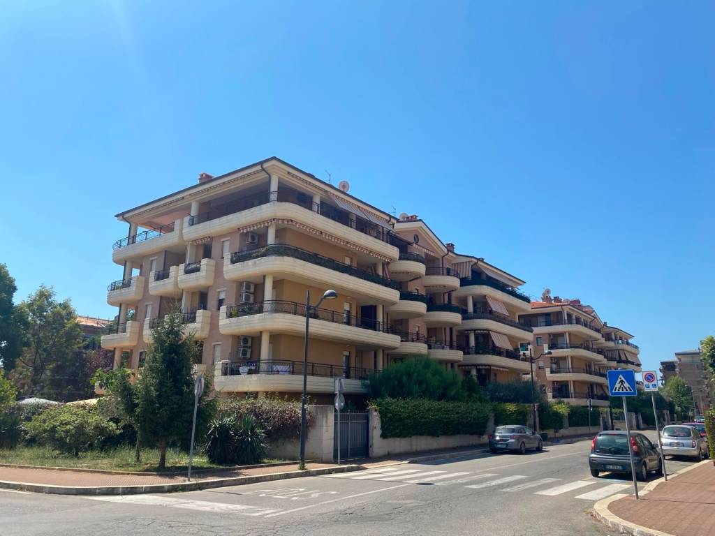 appartamento in vendita ad Aprilia