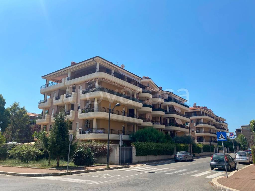 appartamento in vendita ad Aprilia